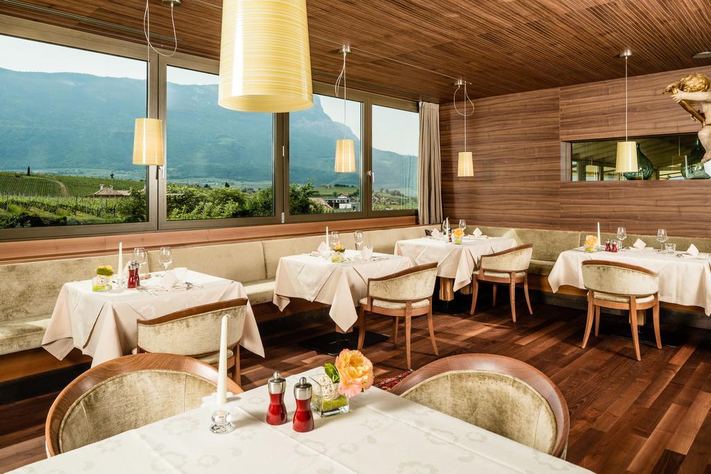 Hotel Girlanerhof Appiano Sulla Strada Del Vino Kültér fotó