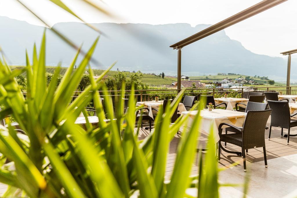 Hotel Girlanerhof Appiano Sulla Strada Del Vino Kültér fotó