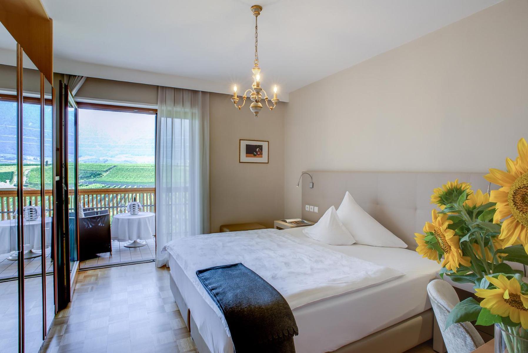 Hotel Girlanerhof Appiano Sulla Strada Del Vino Szoba fotó