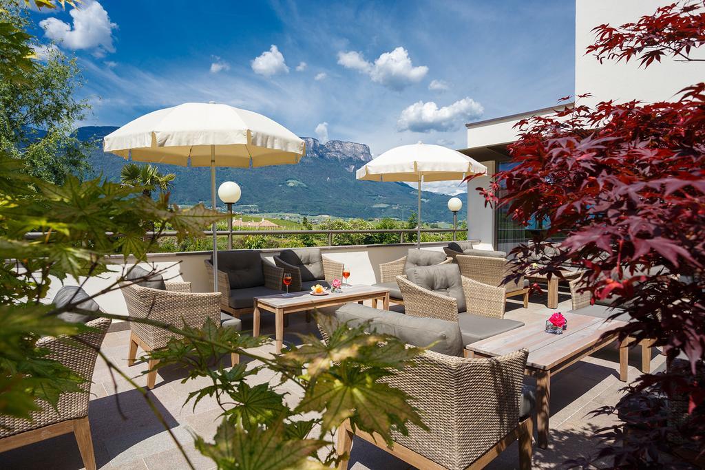 Hotel Girlanerhof Appiano Sulla Strada Del Vino Kültér fotó